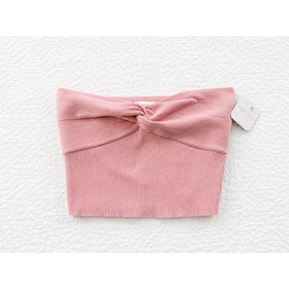 Altar’d State Ribbed Twist Front Blush Pink Size Medium NWT